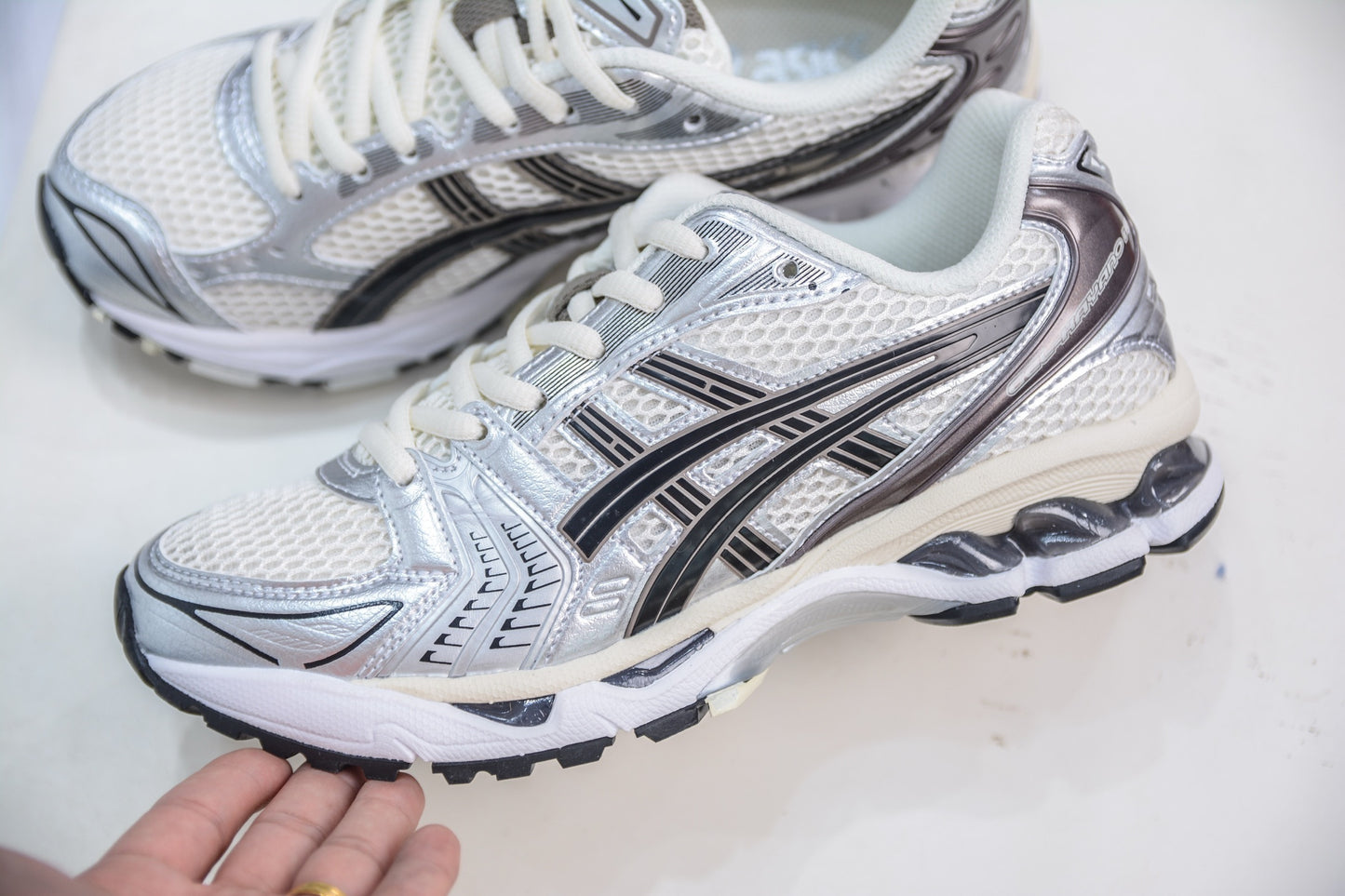 Asics GEL Kayano